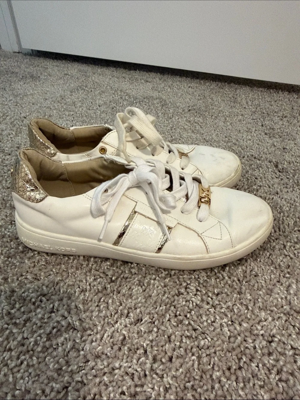Michael Kors White/Gold Low-Top Leather Sneakers